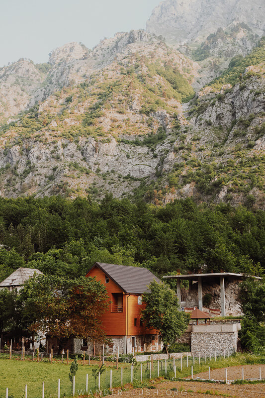 Guesthouses in Valbona.