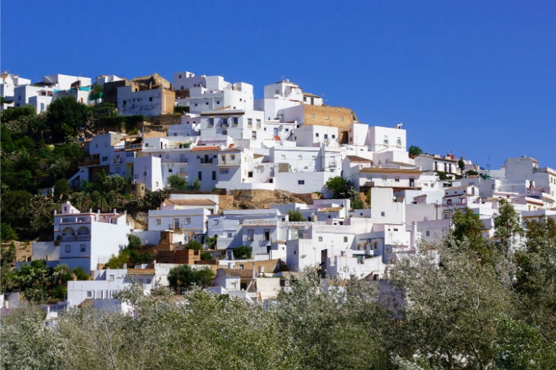 13 Beautiful Spanish Villages That Are Straight From a Fairytale