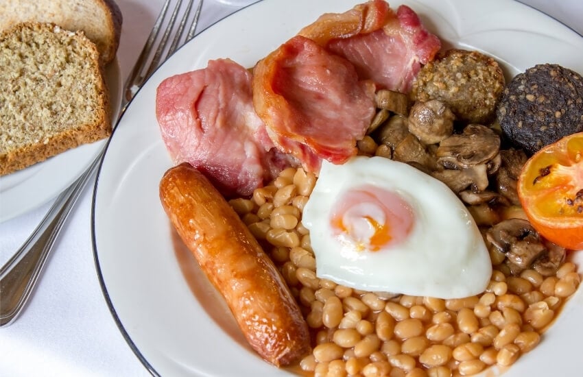 A traditional Irish breakfast served on a white plate.