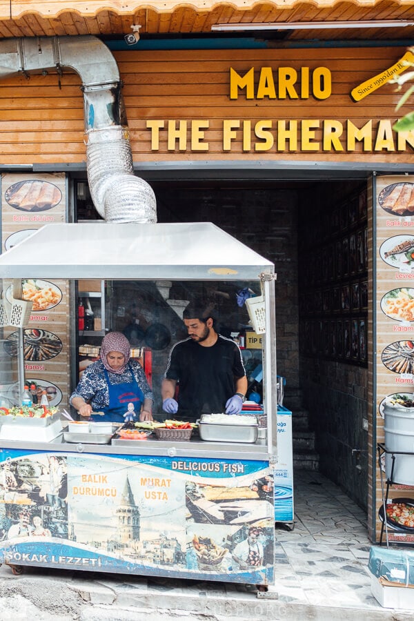 Mario the Fisherman, a famous street food stall in Istanbul.